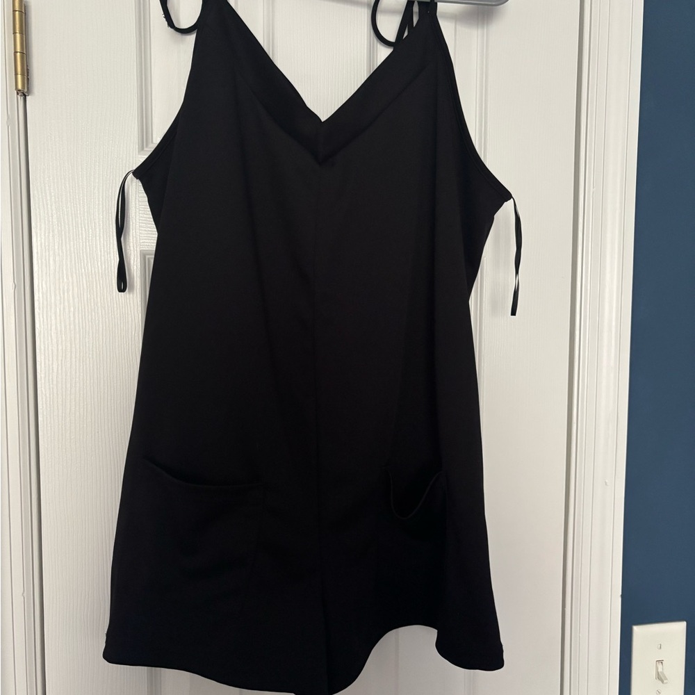 SHEIN Black Camisole Top with Pockets